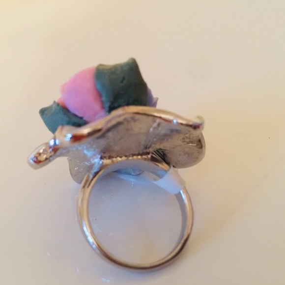 Porcelain flower ring (new) - Picture 4 of 5